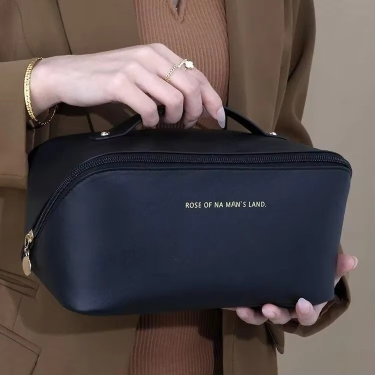 MIURA - beauty case chic